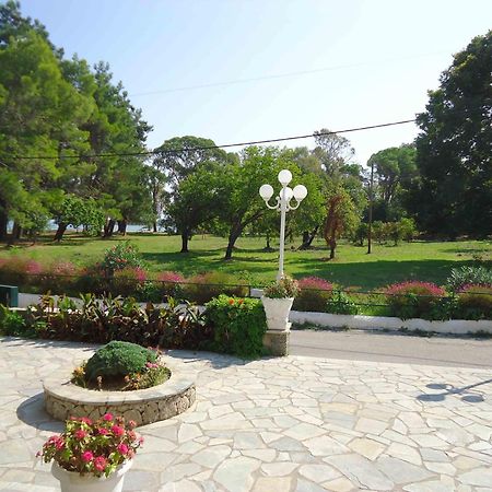 Molfetta Beach Hotel Гувія Екстер'єр фото