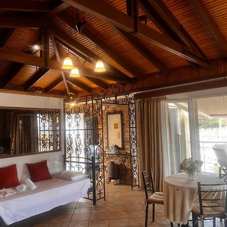 Molfetta Beach Hotel Гувія Екстер'єр фото